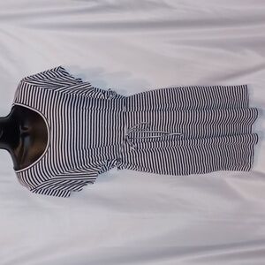 Tribal Jean's Women's cap sleeve black & white & silver stripes, Size Large
